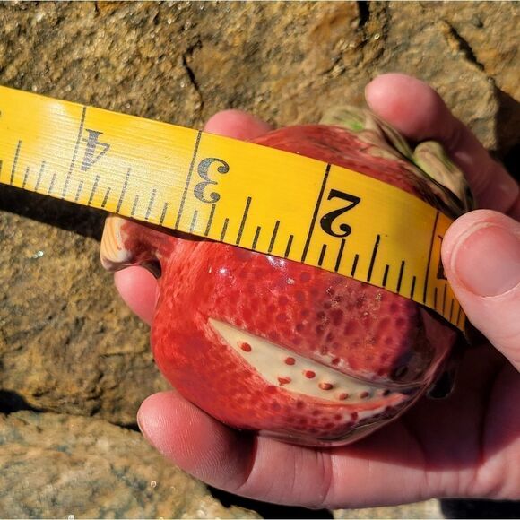 Vintage Fruit Salt and Pepper Shaker - Picture 4 of 12